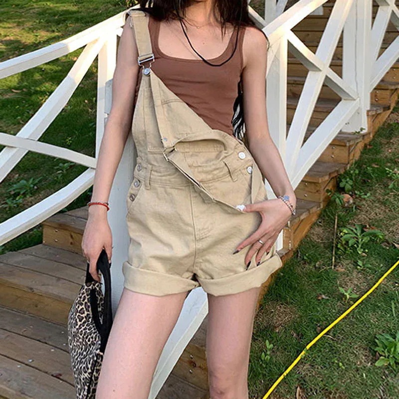 ひんやりボトム用の薄いアメリカ式ワイドパンツコーデ完成！サロペット 脚見せ ショートパンツ