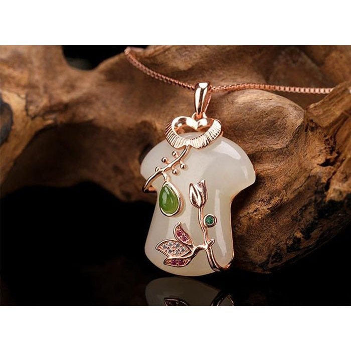ネックレス レディース ヒスイ チャイナドレス風 ペンダント シルバー925 チェーン付き ホワイト