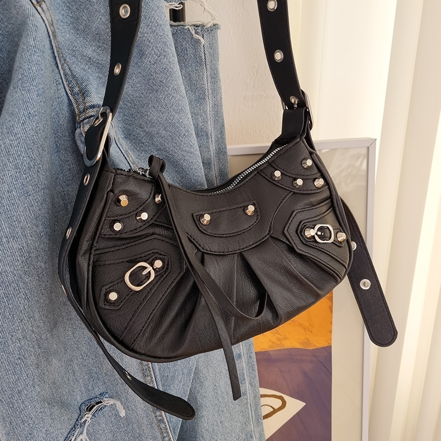 メブリン スタッド ショルダーバッグ (ポーチset)