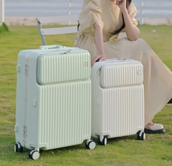 キャリーケース スーツケース 機内持ち込み パソコン収納 大容量 超軽量 360回転キャスタ 旅行バック