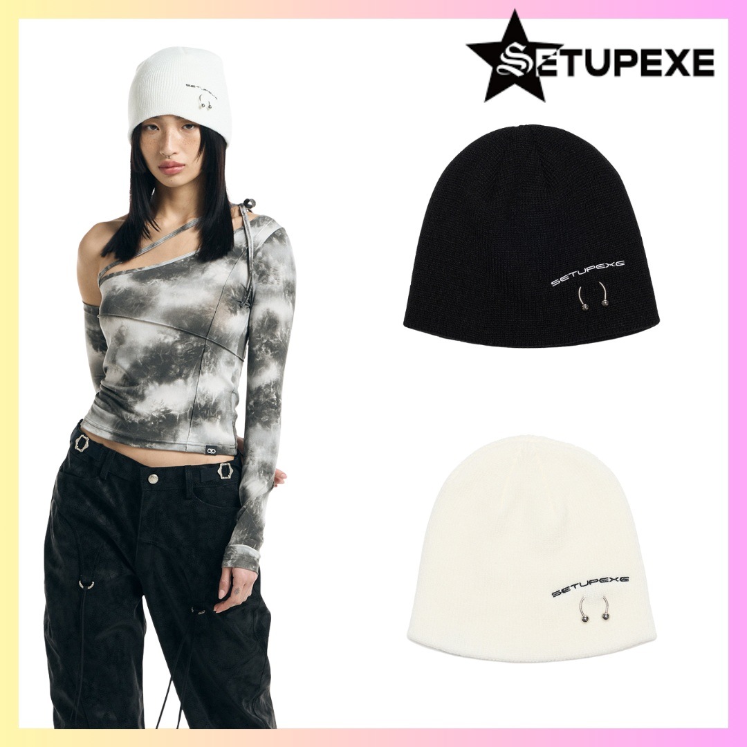 SIDE PIERCING BEANIE - 2 COLORS + FREE OMAKE 韓国ファッション レディースレディースニットビーニー