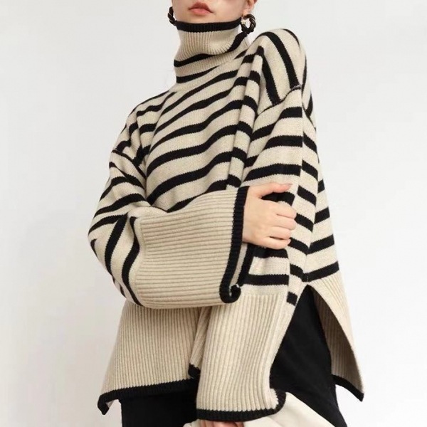 【女性大人気 】 オーバーサイズ感 切り替え ボーダー スリット ハイネック ニットセーター 秋 冬 レディース