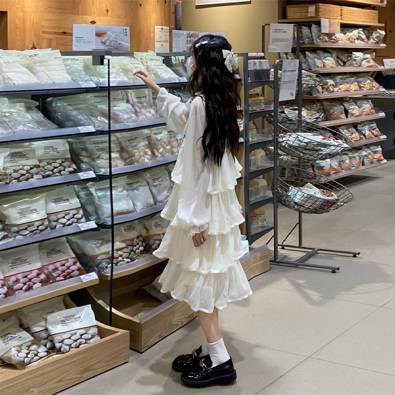 フリルティアードワンピース ワンピース フレアワンピース ミモレ ミモレ丈 袖あり 長袖 ラウンドネック フレア フリル ポリエステル かわいい 大人可愛い きれいめ シンプル カジュアル 大人 上品