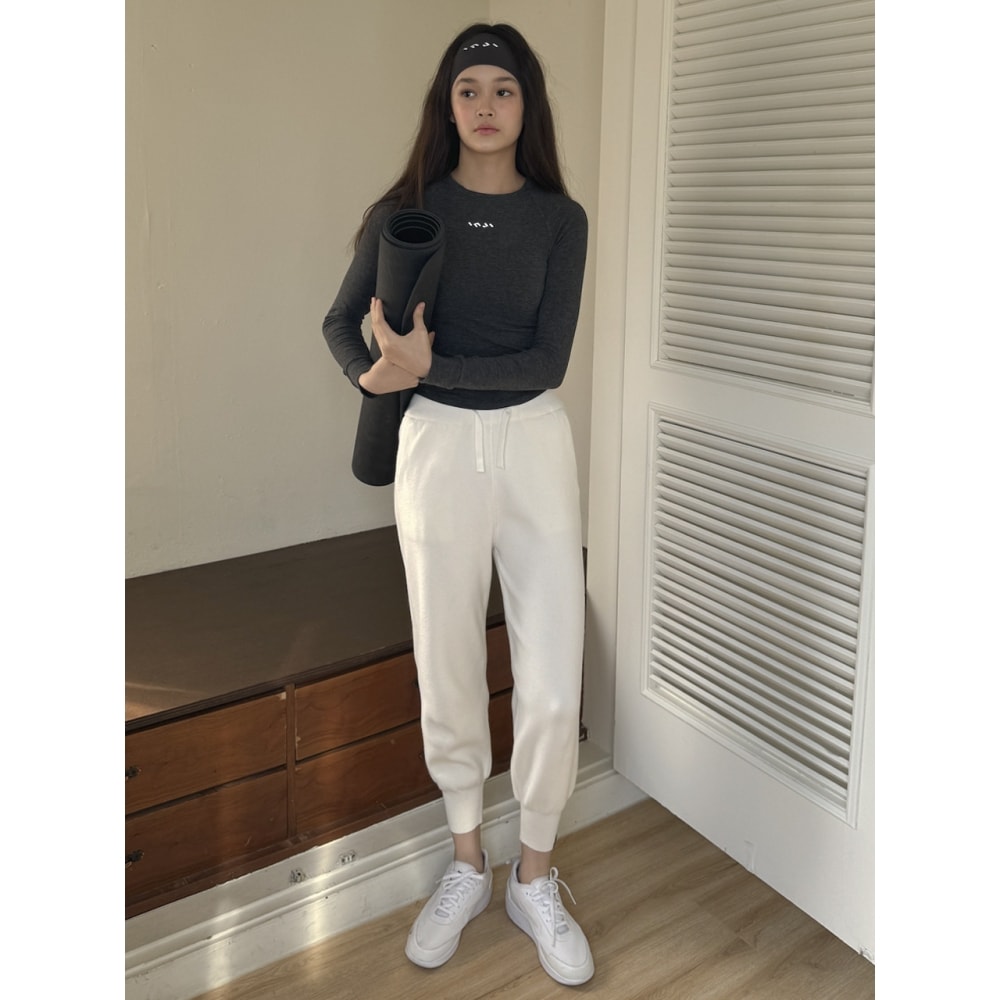 不活性ウールニットジョガーパンツアイボリー