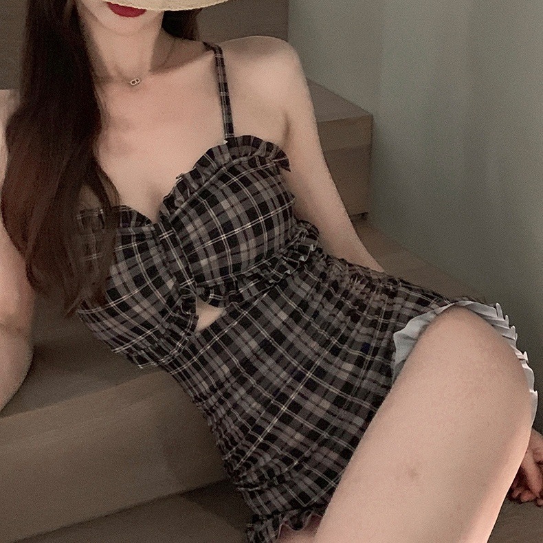 ワンピース水着 チェック柄 フリル ショートパンツ 水着 韓国 レディース 胸パットあり ワイヤーなし オルチャン クロスストラップ ワンピース 服みたいな 胸元 可愛い かわいい