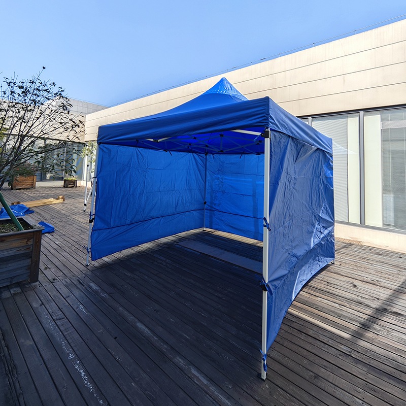 肥厚したエンクロージャーテントテント布透明な4本足の傘4コーナー風力発電ストール冬のサンシェード大きな傘のフェンス屋外