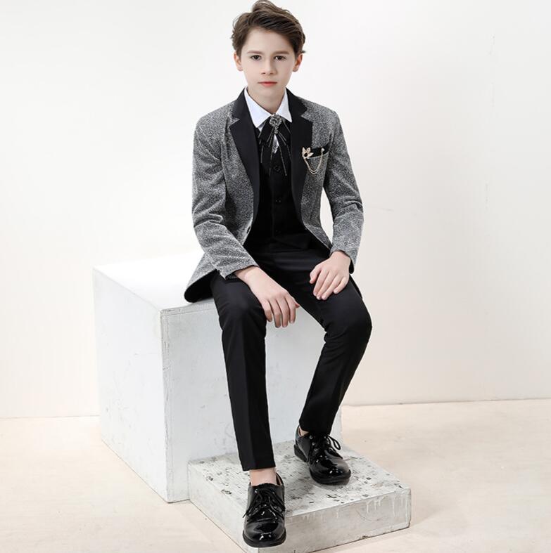 子ども演出服 王子様 貴公子 演奏会 男の子貴族イギリス風子ども用タキシードスーツセットアップ キッズスーツセットアップ 貴族服装　パーティー　舞台ステージ衣装 演劇オペラ声楽 コスプレ衣装 クリスマ 5,166円