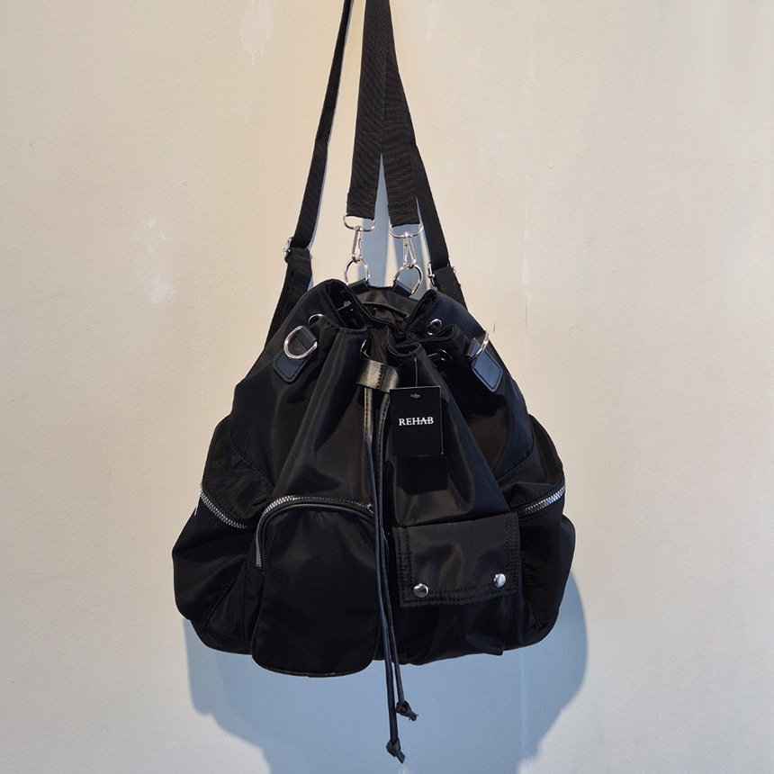 DIELLO 超軽量で便利な3WAYナイロンショルダー＆リュック＆クロスバッグ