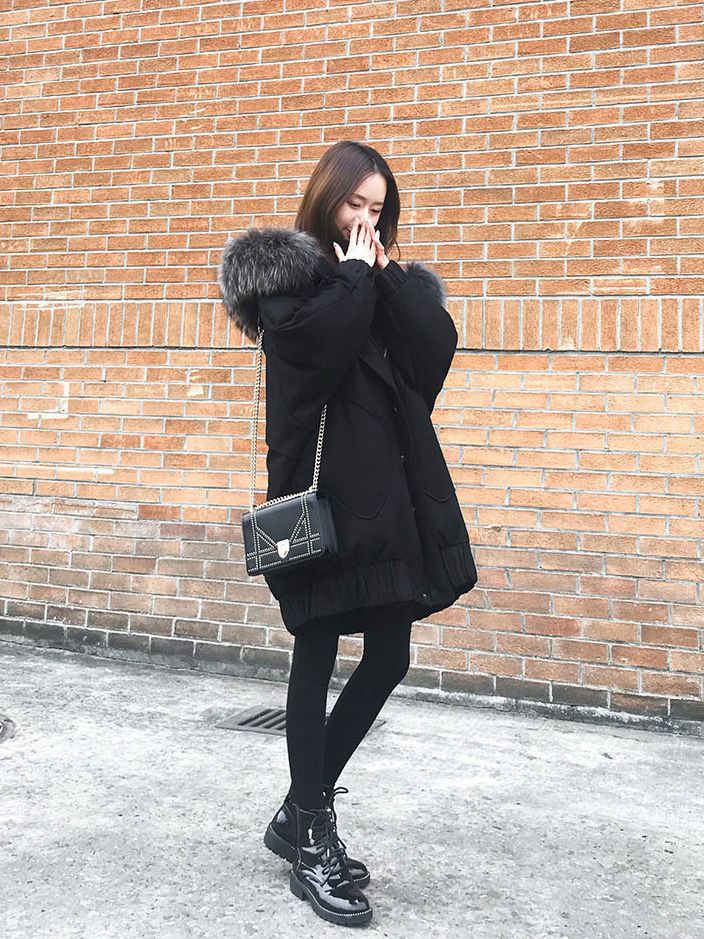 新作登場 ダウンコート 中綿 レディース 秋 冬 ファーフード付き 中綿コート ダウン混 ミディアム丈 ゆったり 体型カバー ジャケット 厚手 黒 アウター 着痩せ