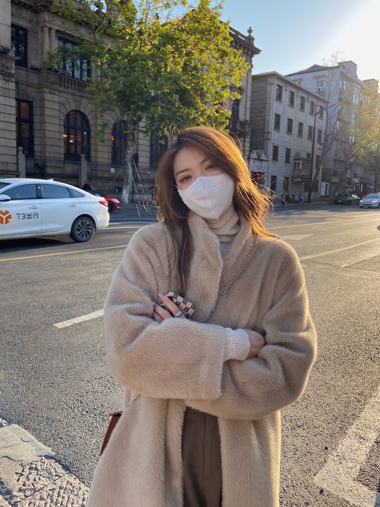 韓国スタイルのゆったりとした環境に優しいファーオールインワンコート人工ミンクの豪華なコート秋と冬の長い怠惰なスタイルの女性のトレンド