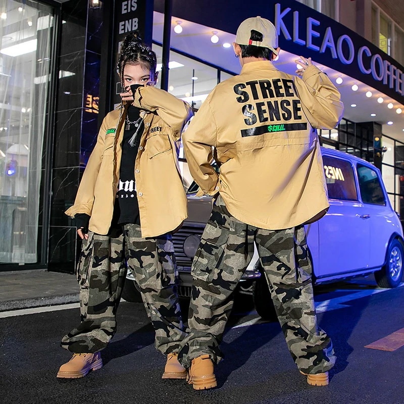 子供用ストリートダンス服ヒップホップ迷彩パンツスーツヒップホップストリート子供服男の子クールシャツパフォーマンス服