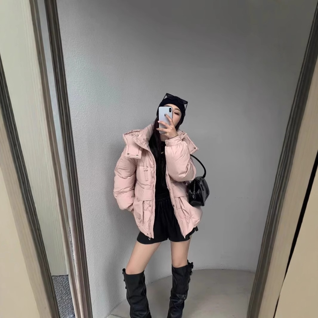 ホワイトダックダウンジャケット女性の 2024 冬の新ミッドレングス大きなポケット肥厚フード付きソリッドカラージャケット