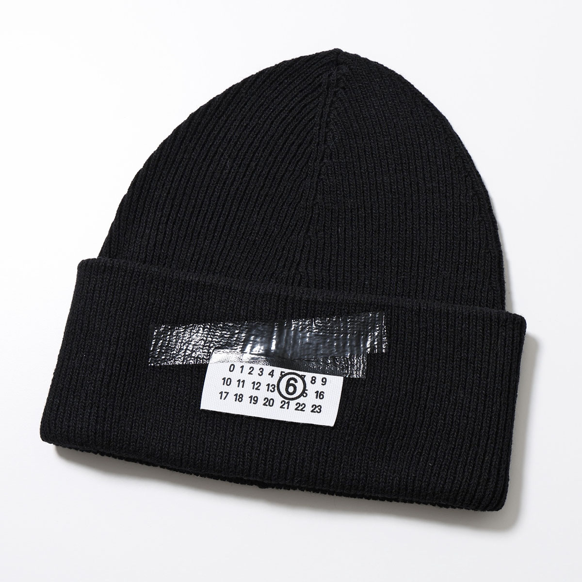 MM6 エムエムシックス メゾンマルジェラ ニット帽 SH2TB0003 M13168 メンズ ニットキャップ テープラベル ビーニー リブ ウールブレンド 帽子