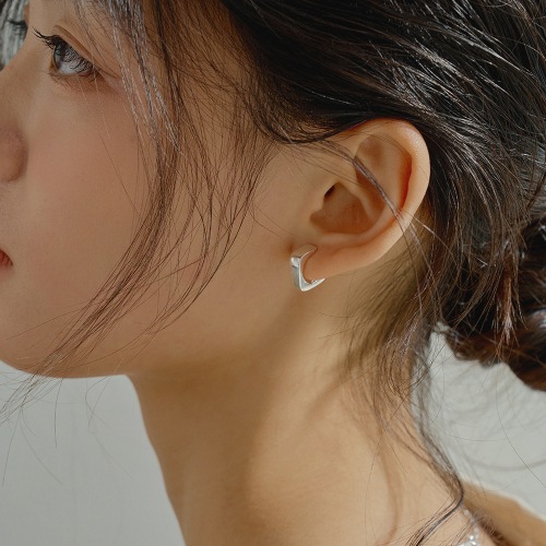 WBL 925 シルバーカーブワンタッチリングピアス