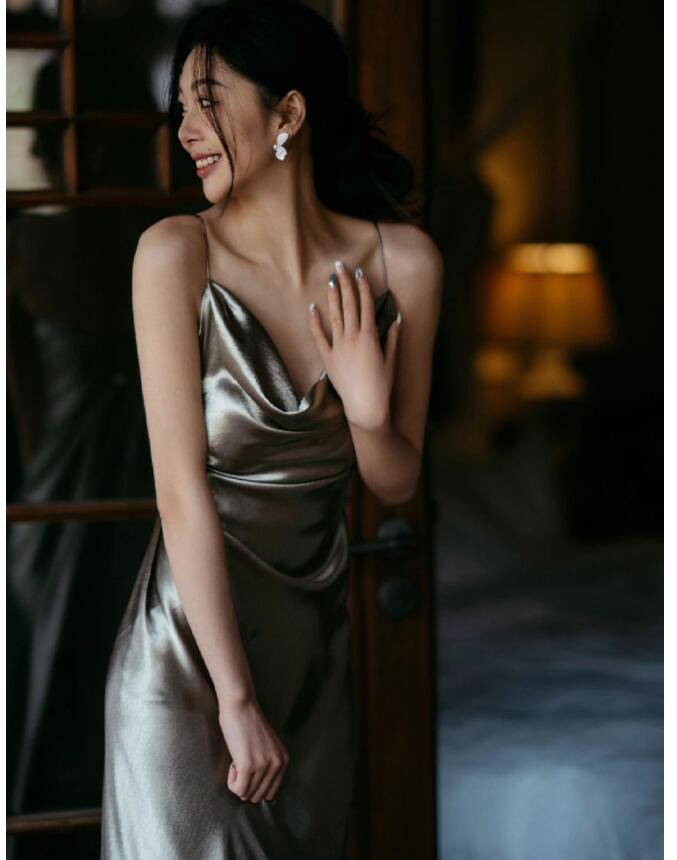 エレガント キレイめ 大胆 セクシー レディースドレス お洒落 高級感 ロングドレス 結婚式 花嫁 撮影 前撮り ウェディングドレス 披露宴 パーティー 宴会 音楽会 露背 キャミソール 編み上げ 礼