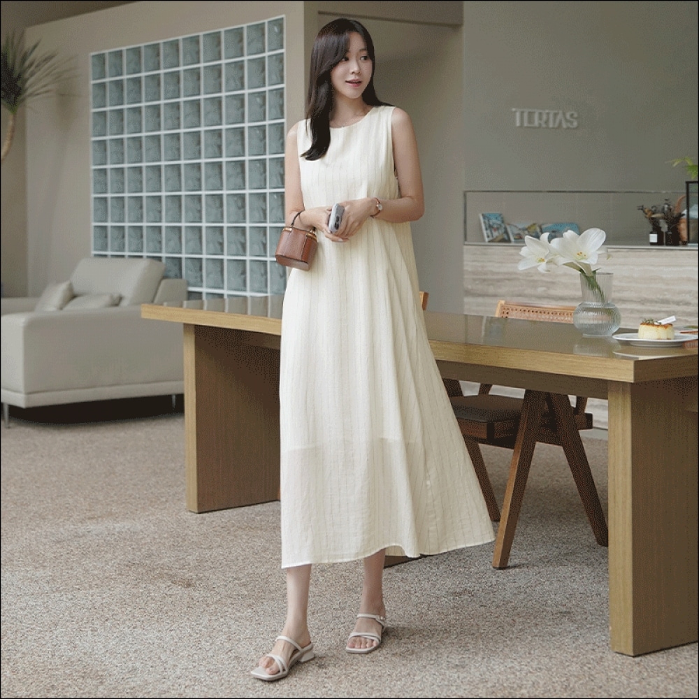 クリック＆ファニーマリンストライプナシドレス