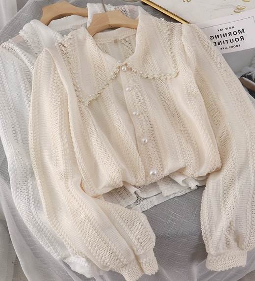 レディース トップス シャツ 長袖 襟付き 角襟 フェミニン レース 異国風 パールボタン かわいい 大人可愛い きれいめ 上品 おしゃれ ガーリー エレガント 存在感 ラブリー キュート クラシカル