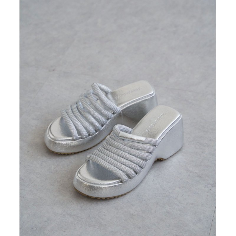 チューブウエッジサンダル