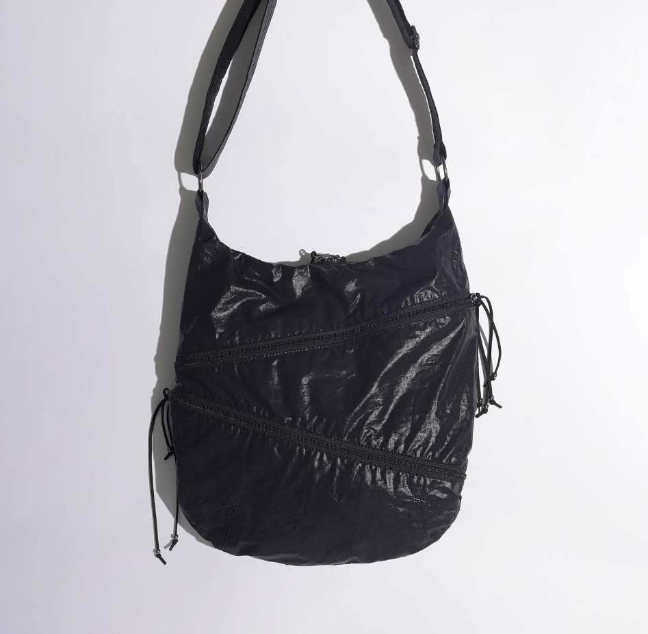 Expendable Hobo Bag Black