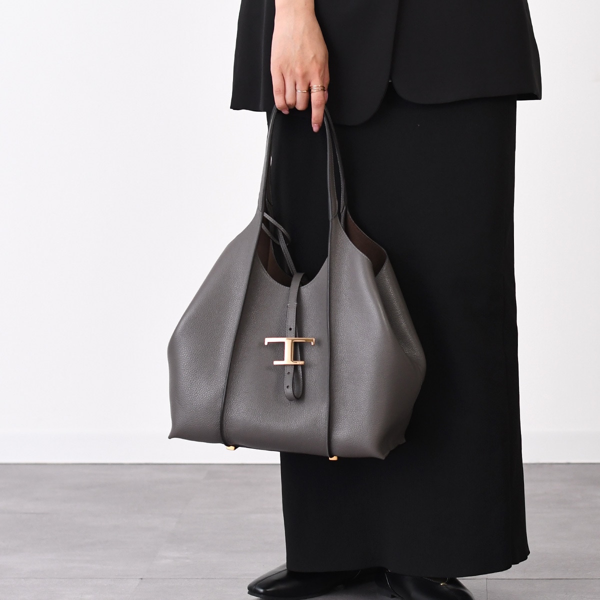 バッグ ショルダーバッグ Tタイムレス レザー ショッピングBAG スモール XBWTSBA0200Q8E XBWTSBA0200XSO 肩掛け レディース おすすめ 人気