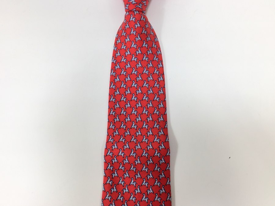 ネクタイ シルク レッド系 折り紙風馬柄 【中古品】