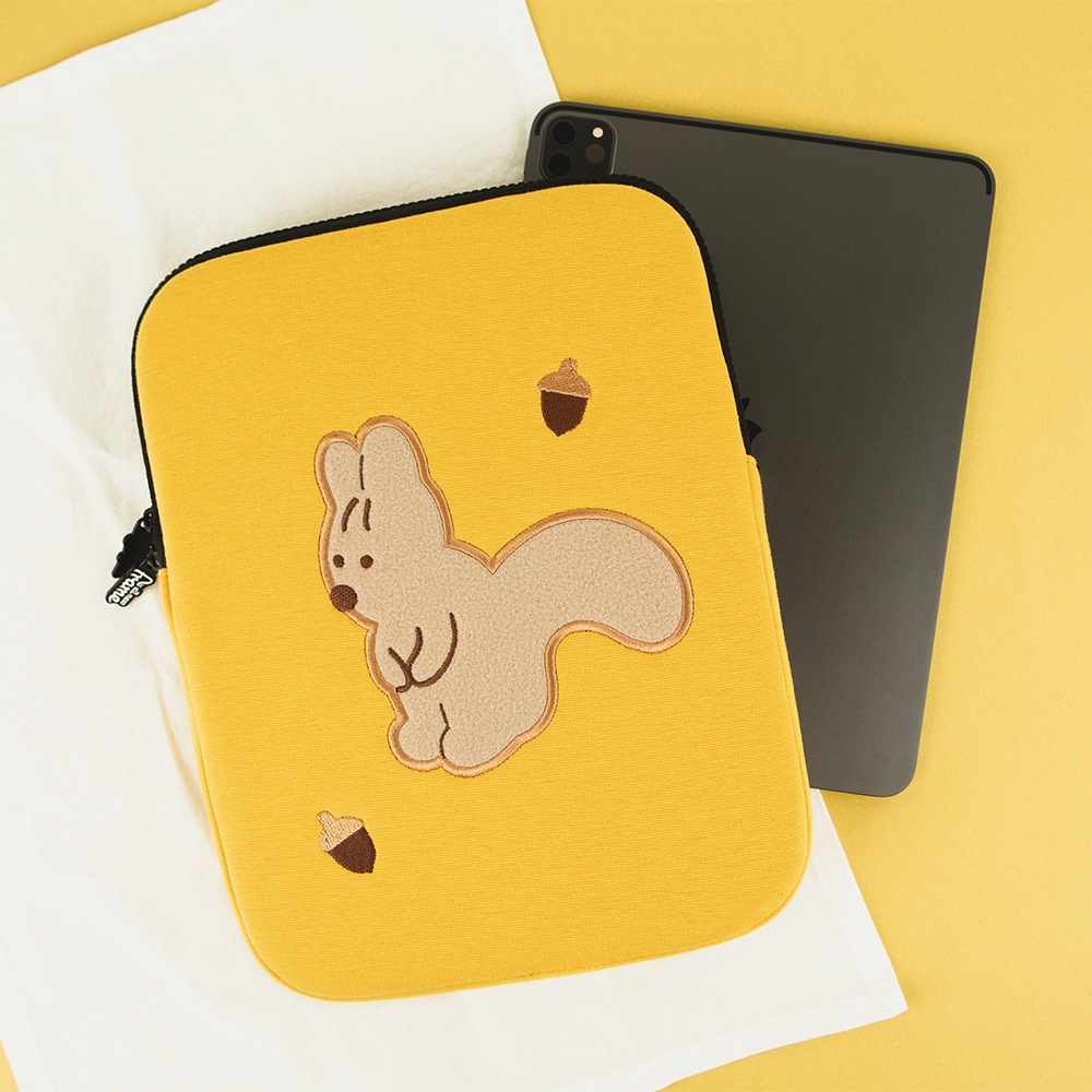 刺繍 iPad ノートパソコンポーチ My little friend