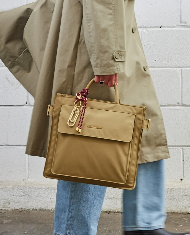 NO.16 TRENCH トートバッグ 通勤 ビジネスバッグ メンズ レディース ポケット付き 撥水 軽い 男女兼用 Beige