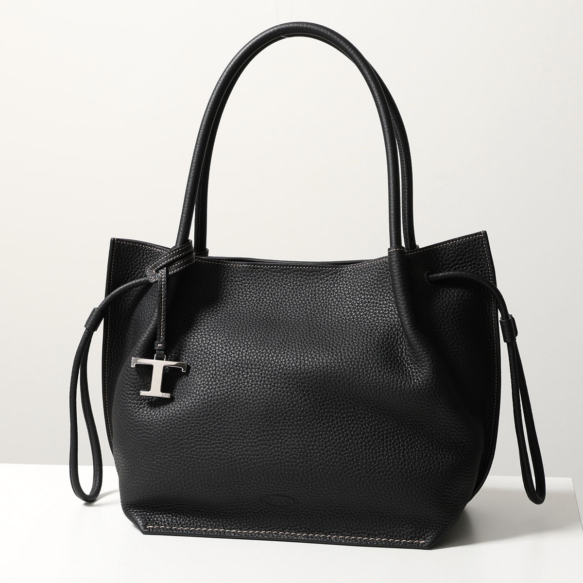 TODS トッズ トートバッグ T TIMELESS Tタイムレス XBWBUZS9300WNT レディース レザー バケットバッグ チャーム付き 鞄 B999 XBWBUZS9300WNTB999