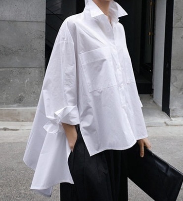 個性的ホワイトゆったりブラウス トップス ブラウス ゆったり 大きめ S M L XL 爽やか 目立つ 可愛い きれいめ シンプル カジュアル 上品 おしゃれ かっこいい レトロ 可愛い
