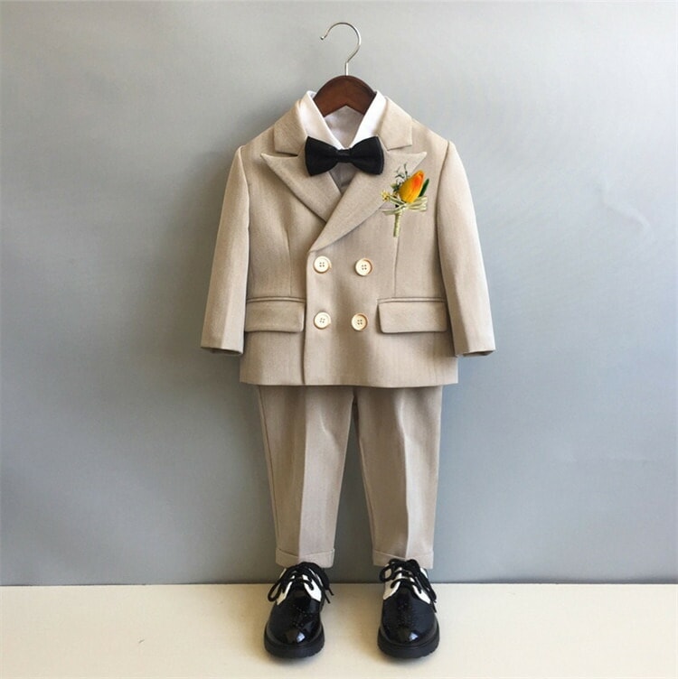 ベストセラー子供 スーツ 男の子 キッズスーツ フォーマルスーツ ベビースーツ ベージュ グレー 5点/6点セット 発表会 演奏会 礼服 卒業式スーツ 入学式スーツ 制服 春秋 卒園式 七五三 ジュニ