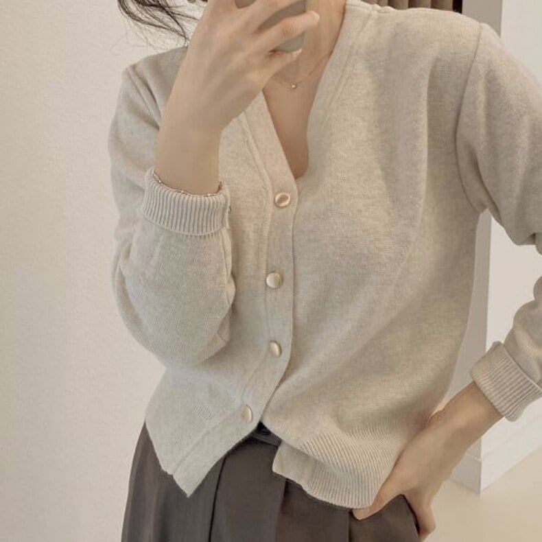 トップス デート ニットソー セーター カーディガン かわいい 大人可愛い きれいめ シンプル Vネック 長袖 ショート丈 羽織 前開き ロングシーズン オフィス 通勤　通学 休日 XL ホワイト