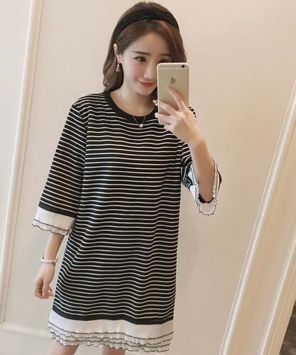 1240．ボーダーフリルワンピース（ブラック）