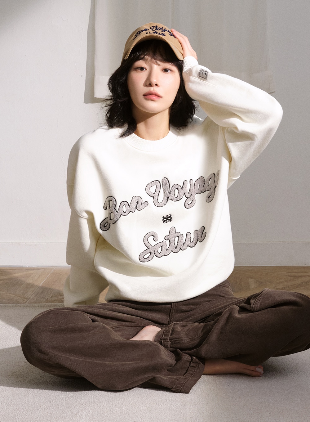 【SATUR】 BON VOYAGE BOUCLE SWEATSHIRT : CREAM