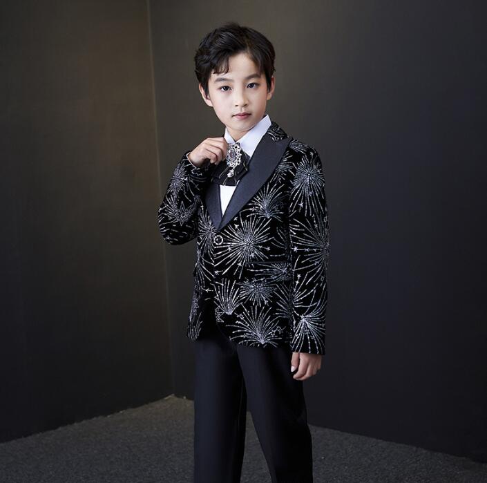 子供スーツセット　ラメいりジャケット　ステージ衣装 スーツジャケット　パンツ 男の子 男子フォマールスーツ セット　ジレ　ビアノ 舞台ダンス衣装 ベスト ジレ 蝶リボン 結婚式　金　銀 5,165円