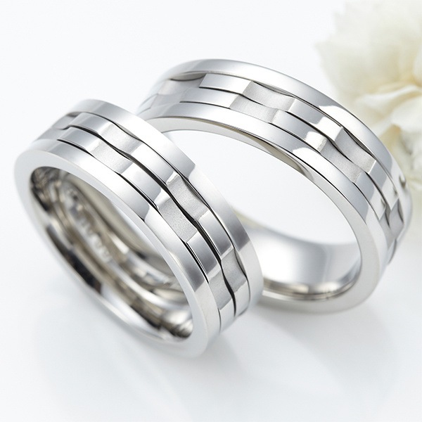 ユニセックスリング 指輪 レディース メンズ サージカルステンレス 2連内リング回転 太め ナット プレゼント 誕生日 オシャレ 傷が付きにくく変色しにくい