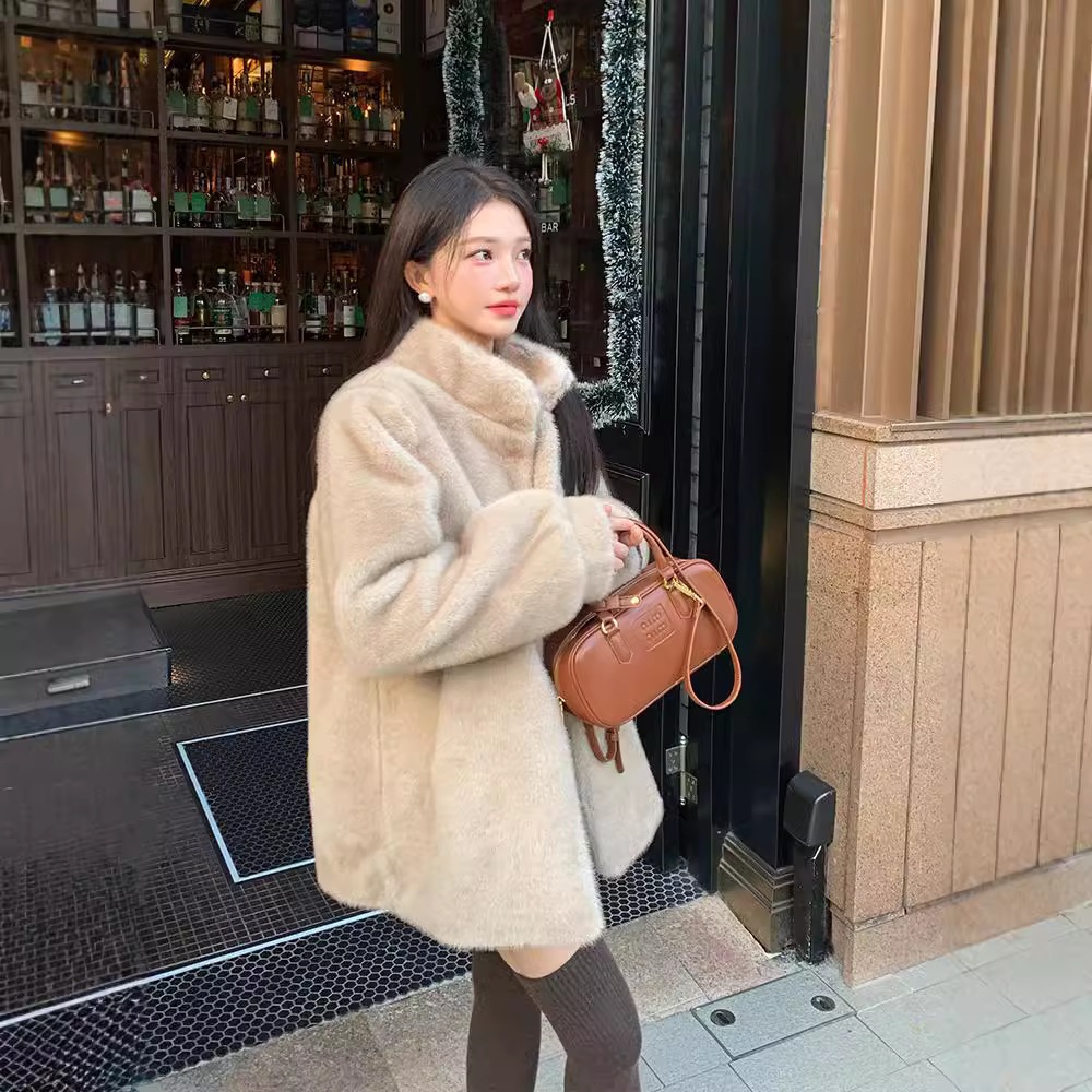 毛皮コート レディース 2024 冬の新作イミテーションミンクファーオールインワンミッドレングスルース肥厚毛皮コート