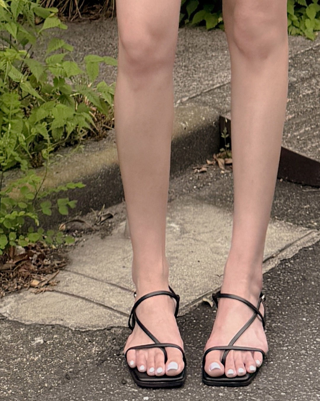 ナフストラップシェリーサンダル韓国ファッション レディース