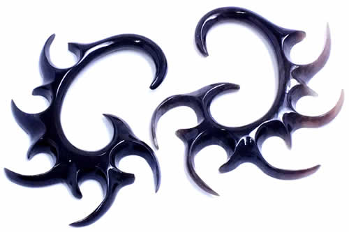 ボディピアス ドラゴンビートホーンフック 8G 1ペア販売 8ゲージ 金属アレルギー対応 バッファロー 水牛の角 黒色 ハンドメイド 削り出し 天然素材 オーガニック og0688gxxxxxx