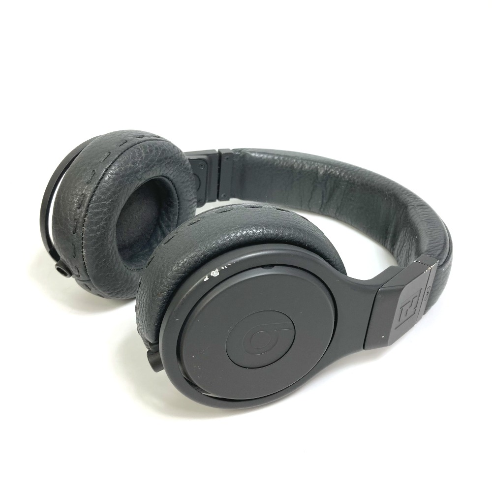 ヘッドフォン ヘッドホン Beats by Dr. Dreコラボ セレリア ポーチ付き レザー グレー