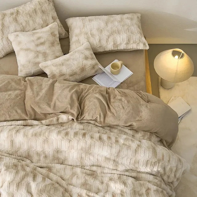 寝具セット 四点セット 牛乳フリース 厚手 350g 擬似ウサギ毛 シンプル 冬用 保温性 掛け布団カバー ベッド用品 14,770円