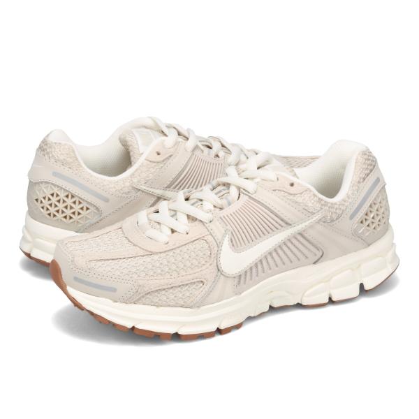NIKE WMNS ZOOM VOMERO 5 ナイキ ウィメンズ ズーム ボメロ 5 メンズ LIGHT OREWOOD BROWN/SAIL-METALLIC SILVER ベージュ FZ3780