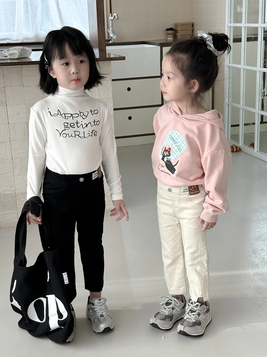 女の子の秋の新作韓国版ストレートパンツ赤ちゃんストレッチスリムパンツ9分パンツ