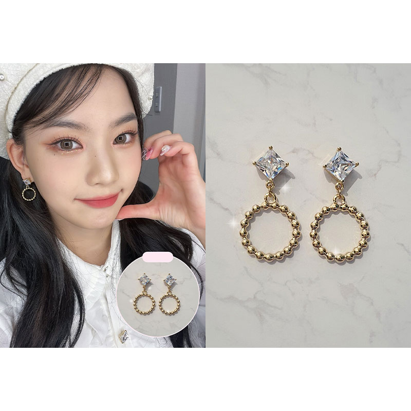 [fromis_9チェヨン着用]ダイヤモンドとゴールドの指輪イヤリング/韓国ファッション/韓国ファッションスタイル/韓国ストリートファッション/SNSで人気/韓国の人気ブランド