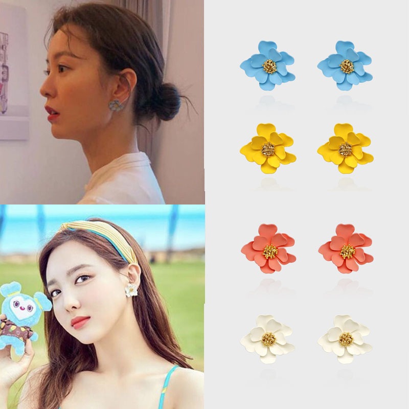 [チャンユンジュチャンヒジンチョンユミ TWICEダソム着用] COLORFUL BLOSS OM EARRINGS/デイリーアクセサリー韓国アクセサリートレンドアイテム韓国デイリー