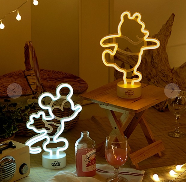 [乾電池贈呈] ミッキーマウス LED ネオン ムード灯 スタンド型 2種択1 乾電池交換型 パーティー ピクニック キャンプ ディズニー キャラクター ムード灯 授乳灯