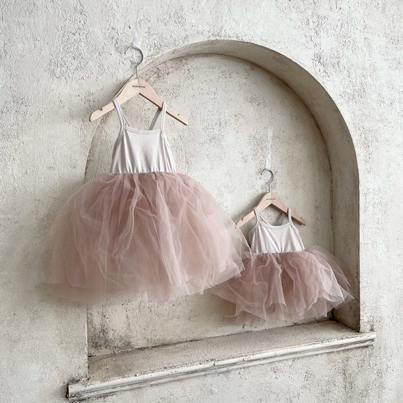 【1つ買うと10つ無料】語の夏の女の赤ちゃんの幼児と子供の姉妹姉妹の姉妹プリンセス1歳の腫れたスカートメッシュサスペンダードレス