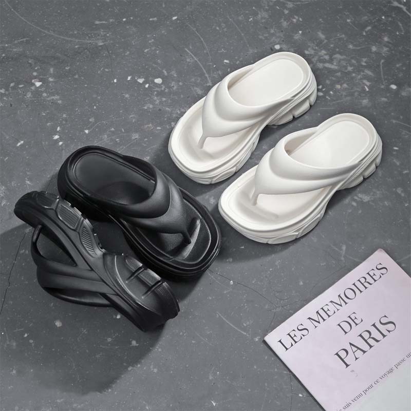 サンダル ビーチサンダル トングサンダル ローヒール ハイヒール 厚底 疲れない 履き心地 軽い きれい ウェッジソール ラインストーン おしゃれ ビジュー 滑り止め 痛くない 美脚 ビーサン レディ 5,792円