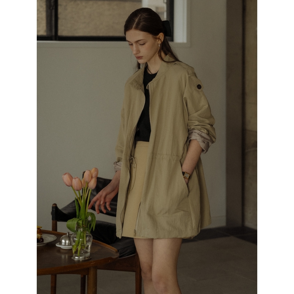 TILLIDIE ショルダービゾディテールストリングジャンパーベージュ