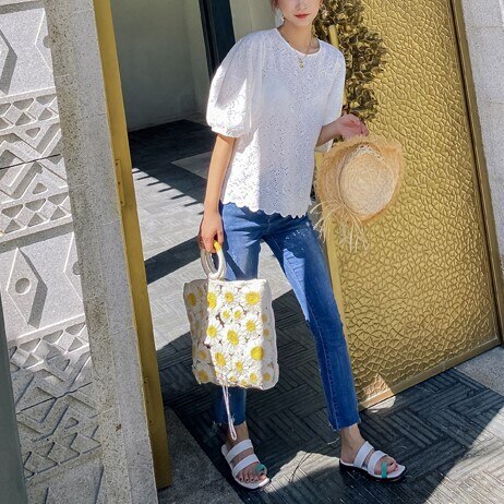 トップス シャツ ブラウス レディース 春 夏 きれいめ 半袖 五分袖 パフスリーブ ラウンドネック レース スカラップ ホワイト S M L かわいい 大人可愛い シンプル カジュアル 大人 上品 6,856円