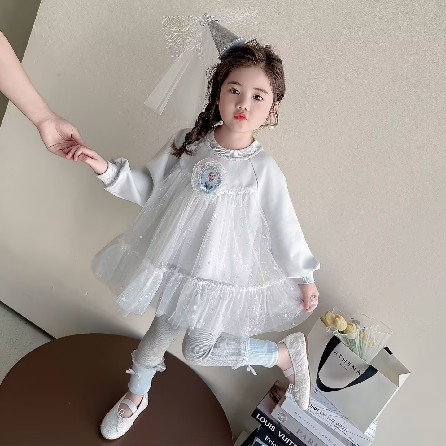 女の子のスカートセット春と秋の新作洋風子供のエルサ姫スカートモダンな女性の赤ちゃんのズボン2枚セット